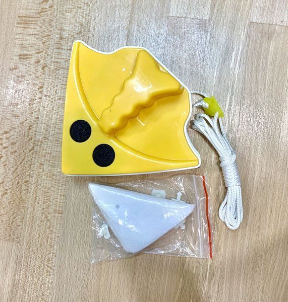 Glass Wiper Магнітна щітка для миття вікон з двох сторін 3378093 фото