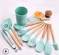 Набір кухонних силіконових аксесуарів з 12 предметів Kitchen Set (М'ятний колір) 3735075 фото